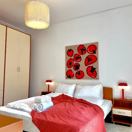 アパート Cosher - Designer 1br - Art-filled Retreat ソフィア