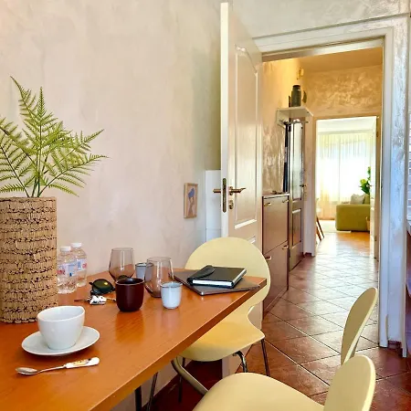 Cosher - Designer 1br - Art-filled Retreat * ソフィア