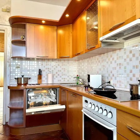 Cosher - Designer 1br - Art-filled Retreat * ソフィア